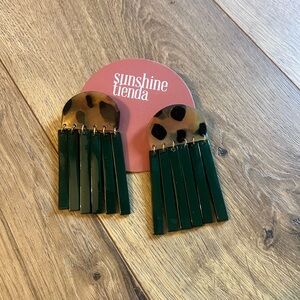 Sunshine Tienda Green and Brown Earrings